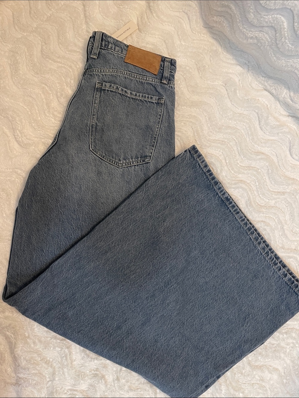 NWT Banana Republic High-Rise Wide-Leg Lightweight Palazzo Jeans - Picture 14 of 14
